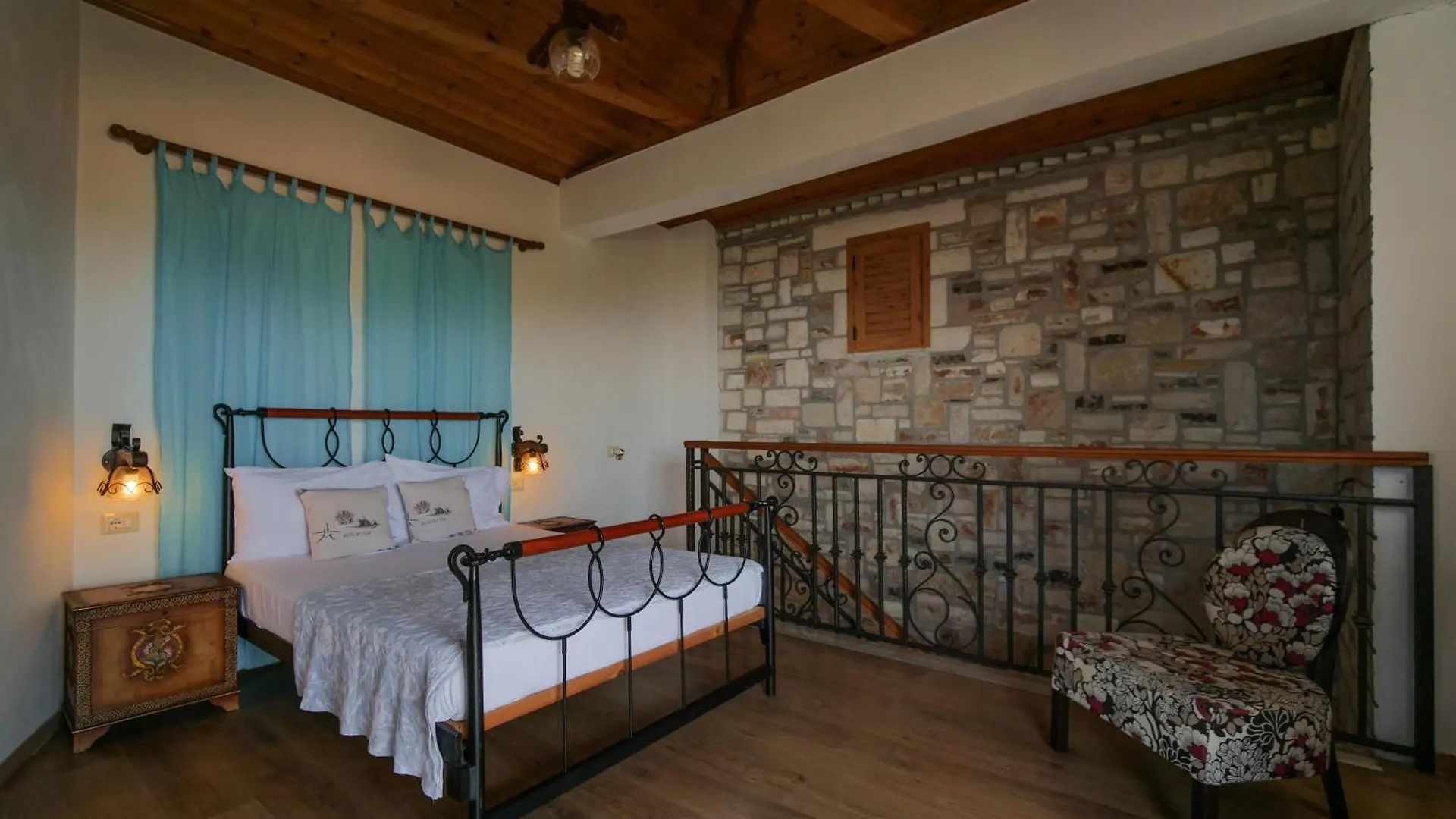 Ionian Manor Estate Villa Porto Palermo Albania